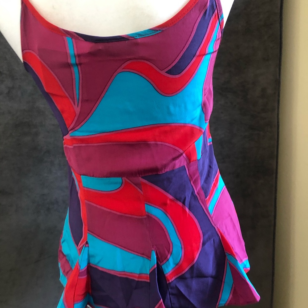 Ladies top - Picture 2 of 6